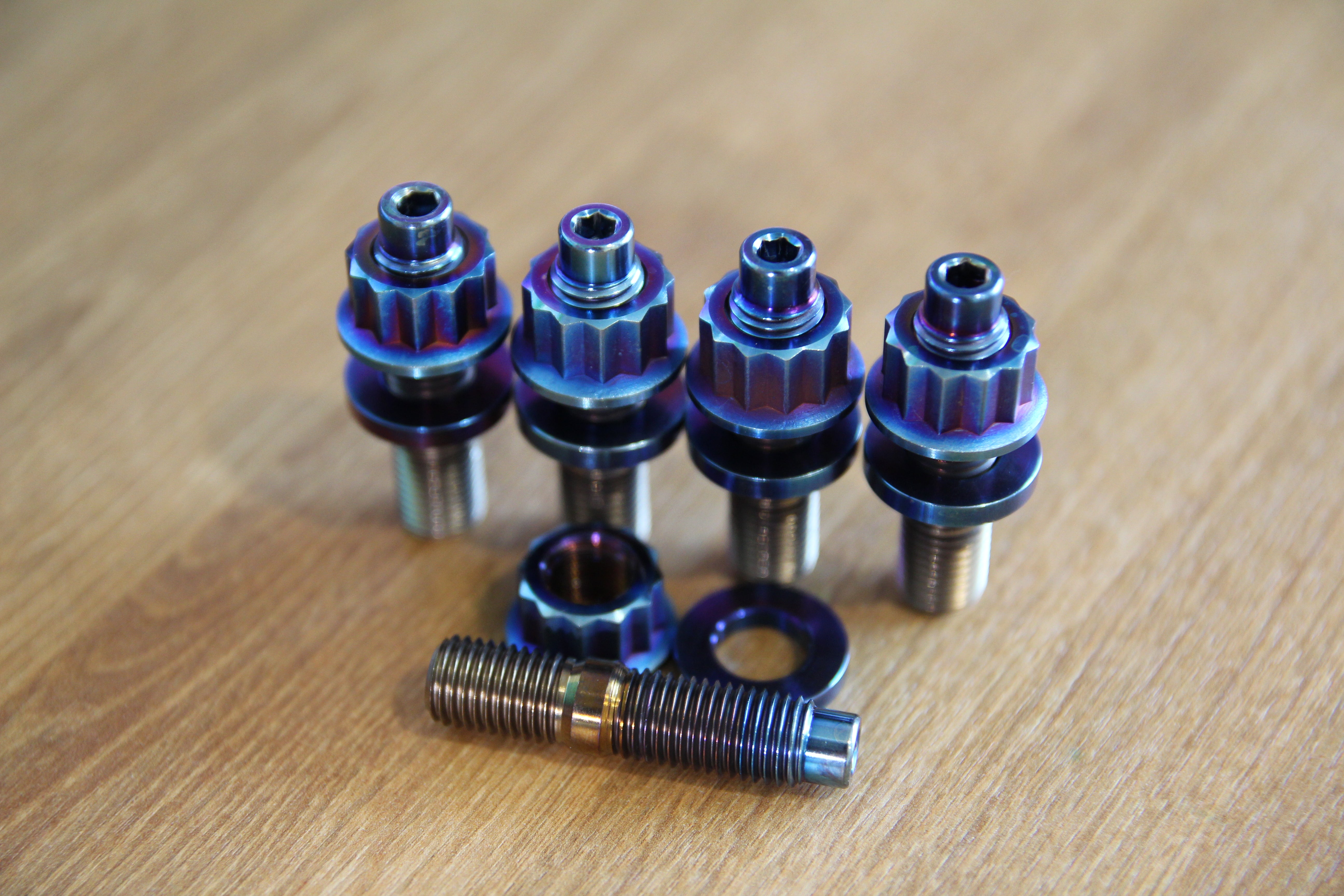 Platinum Racing Products - Pro Series Titanium Exhaust Manifold Stud K Platinum Racing Products - Pro Series Titanium Exhaust Manifold Stud K